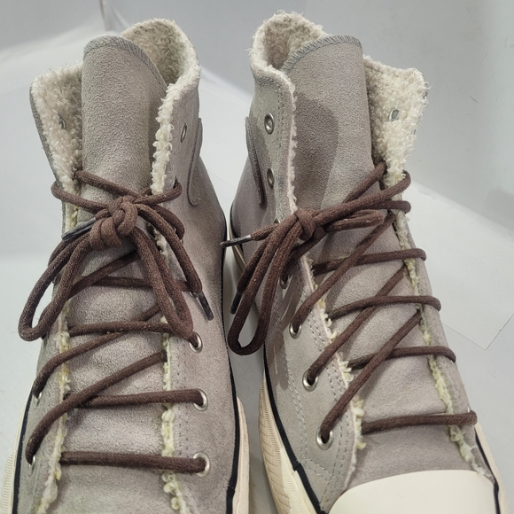 CONVERSE CTAS PLATFORM HIGH WOMEN'S SIZE 8 GREY SUEDE SHERPA A1 - Picture 7 of 15